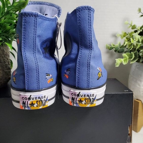 Converse CTAS HI A01734F Women's sz 6 - Picture 6 of 9